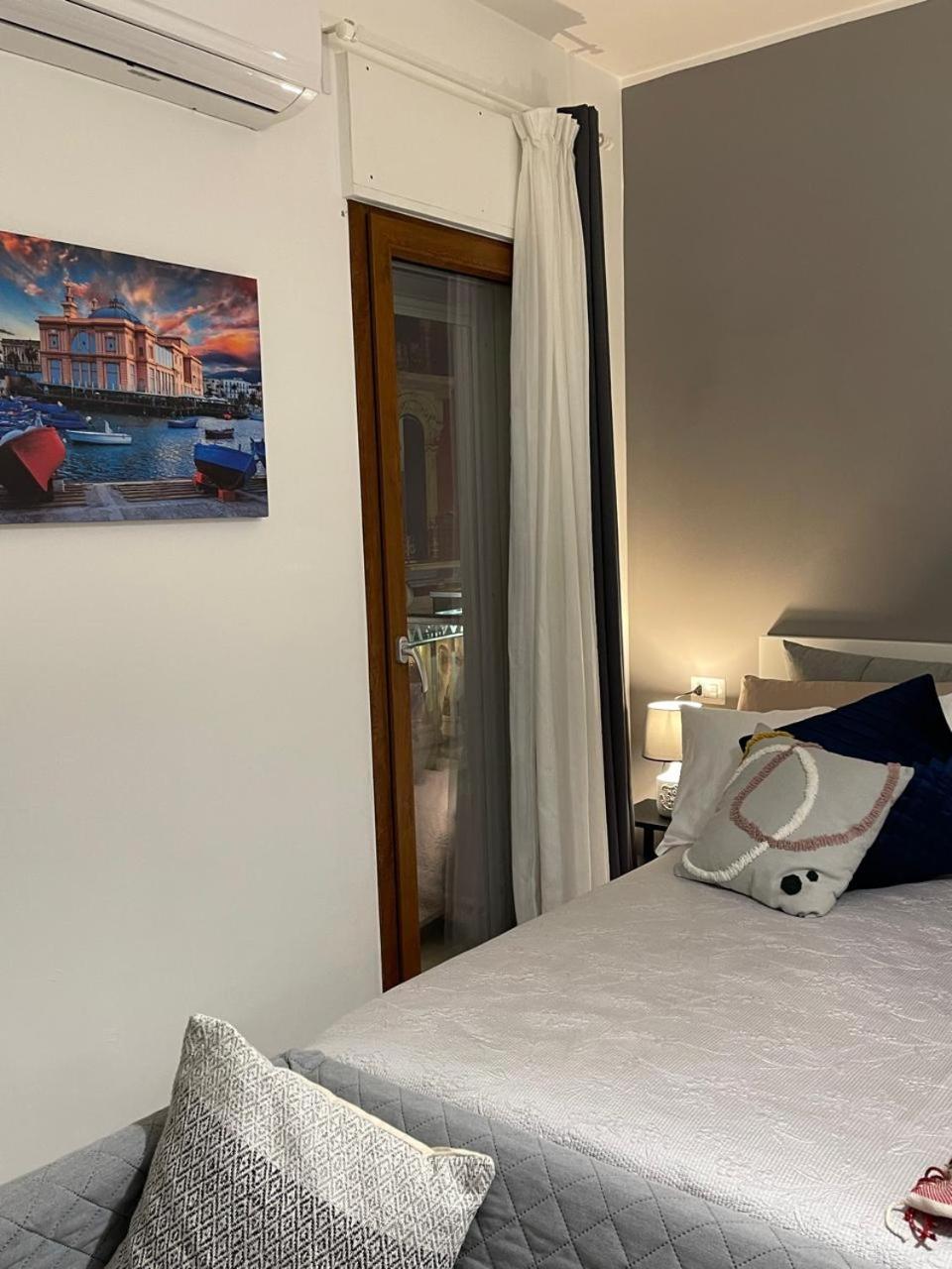 Margherita Apartment Bari Exteriör bild